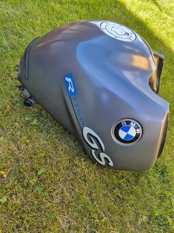 Palivová nádrž bmw R1150 gs - 3