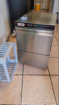Gastro myčka RedFox QQI37, spádová, koše 35x35 cm - 3