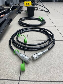 Prodám hydraulický zvedák Quickjack 7000TL - 3
