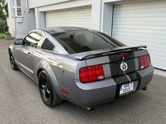 Ford Mustang, 4.0 V6, 150kw Manual - 3