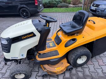 Zahradní traktůrek cub cadet 24 ps - 3