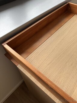 Přebalovací pult na komodu MALM - 3