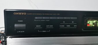 Onkyo T4930 - 3