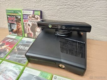 Xbox 360 s Kinectem + UFC Trenér - 3