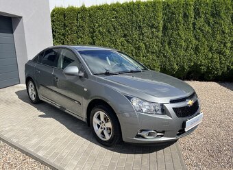 Chevrolet Cruze 1.8 + LPG 104KW, Nové ROZVODY, Park. KAMERA - 3