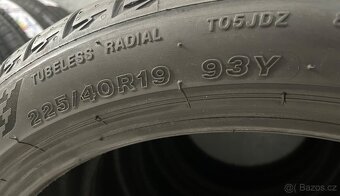 Letní pneu 4x Bridgestone 225/40/19 99% - 3
