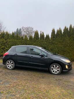 Peugeot 308 1.6i 110kw rok 2008 STK 05/26 v ČR jeden majitel - 3