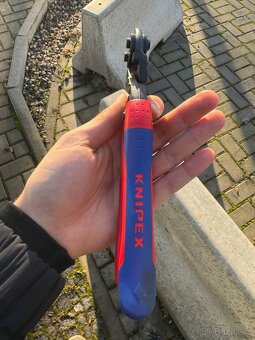 KNIPEX 71 12 200 - 3