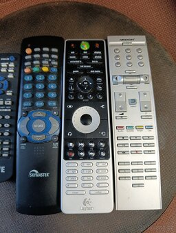 Dálkové ovladače - 3