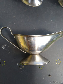 Prodám 5 nerezových omáčníků - 3