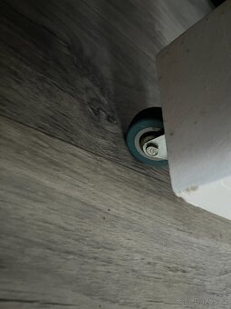 Paletový konferenční stolek - 3