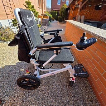 Elektrický invalidní vozík - 3