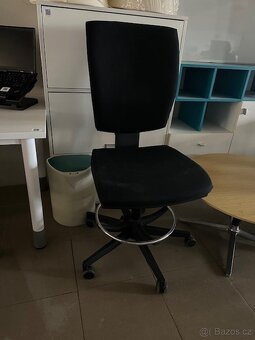 rozprodávám kancelář - 3