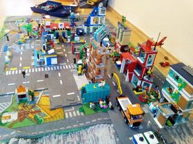 Lego město - různé - 3