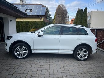 VW Touareg 3.0 R-Line, 4x4, kůže, TOP výbava - 3