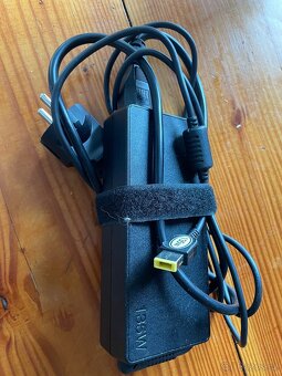 Nabíječka originál Lenovo 135W - 3