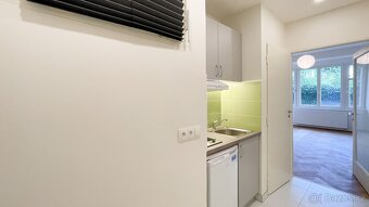 Prima nezařízený byt 1+kk, cca 24,3m2, na Starém městě, blíz - 3