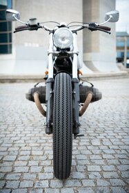 BMW - 3