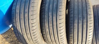 Prodam letní pneu Good Year 225/55 r17 runflat - 3