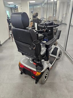 Skútr čtyřkolový Invacare - 3