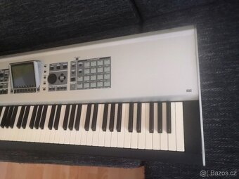 Roland Fantom X8 - 3