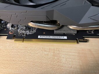ASUS ROG STRIX GTX 1660 SUPER - 3