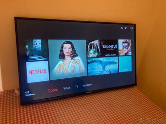 4K UHD LED Smart Televize Thomson 43UG6300 -109 cm - Wifi - 3