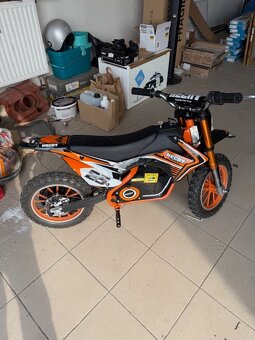 Prodám elektrickou motorku pro dítě. - 3