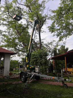 Pronájem přívěsné pracovní plošiny - 3