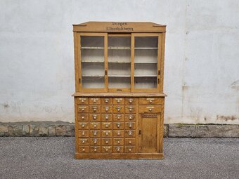 KRÁSNÝ STARÝ KUPECKÝ REGÁL V PŮVODNÍ PATINĚ-NĚMECKÝ REGÁL - 3