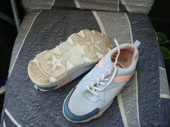 Boty sportovní vel.36 - 3