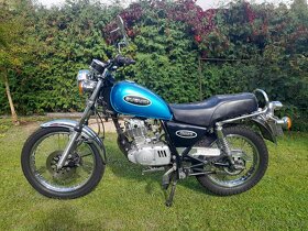 Suzuki GN 125 - 3