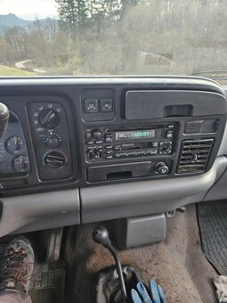 Dodge ram 2500 .5.9 - 3