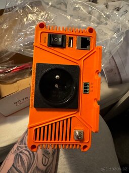 Měnič napětí 700w - 3