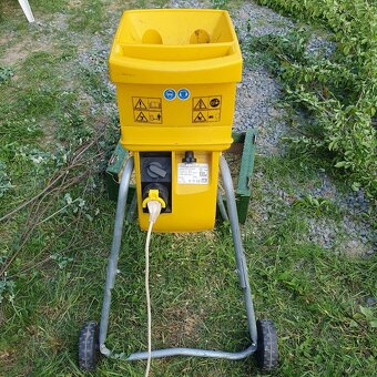 Prodám drtič větví / štěpkovač ALKO New Tec 2500R - 3
