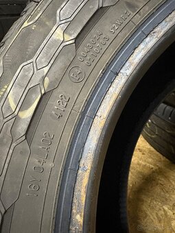 Pneu 215/65R15C - 3