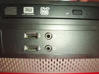 Malý stolní počítač DELL OptiPlex 3020 - 3