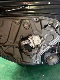 Prodám zadní stahovačky Škoda Octavia 2 2.0 tdi - 3