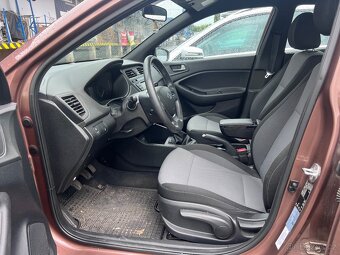 Hyundai i20, 1.2l benzín,55kw,EDICE GO,Hnědá,2018/ 67 000km - 3