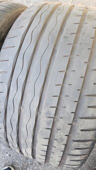 295/30R19 - 3