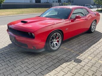 Dodge Challenger 6.4 SRT 392 manuál (č.1097) - 3