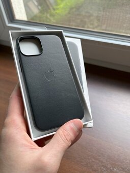 Apple iPhone 13 Mini Leather Case -- originální kožený kryt - 3