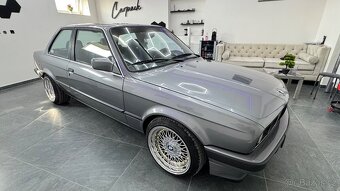 BMW E30 V8 4.0 - 3
