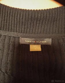 Krásné šaty Tommy Hilfiger - 3