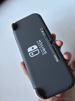 Nintendo Switch Lite - 3