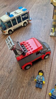 Lego City 60008 Krádež v muzeu - 3