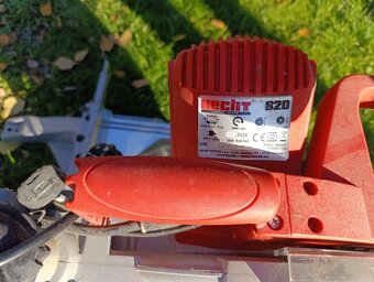 Pokosová pila s laserem - HECHT 820 - 3
