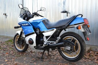 Suzuki GSX 750EF ( GR72A ) - 3