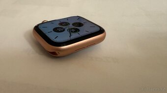 Apple Watch 5 44mm Pink - 3