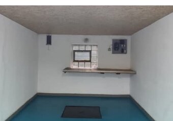 PRONÁJEM GARÁŽE - 3